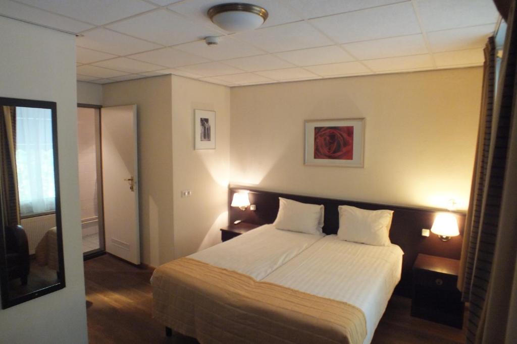 Hotel Jo Van Den Bosch دين بوس الغرفة الصورة